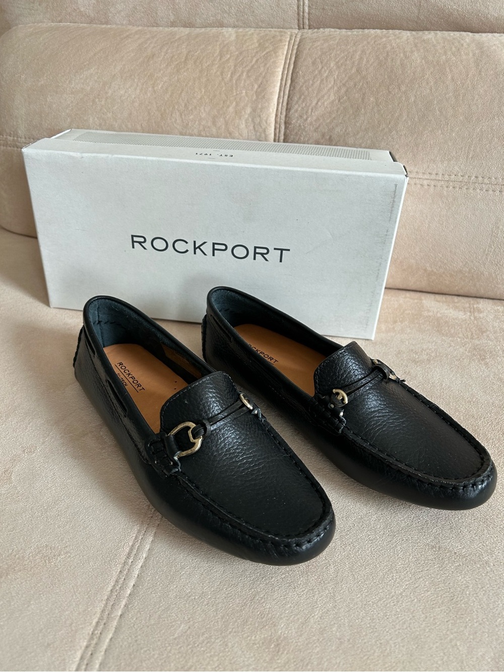 🔥New with Box🔥 Rockport Black Leather Stylish, Comfort Loafer Shoes